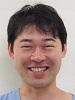 川岸 利臣