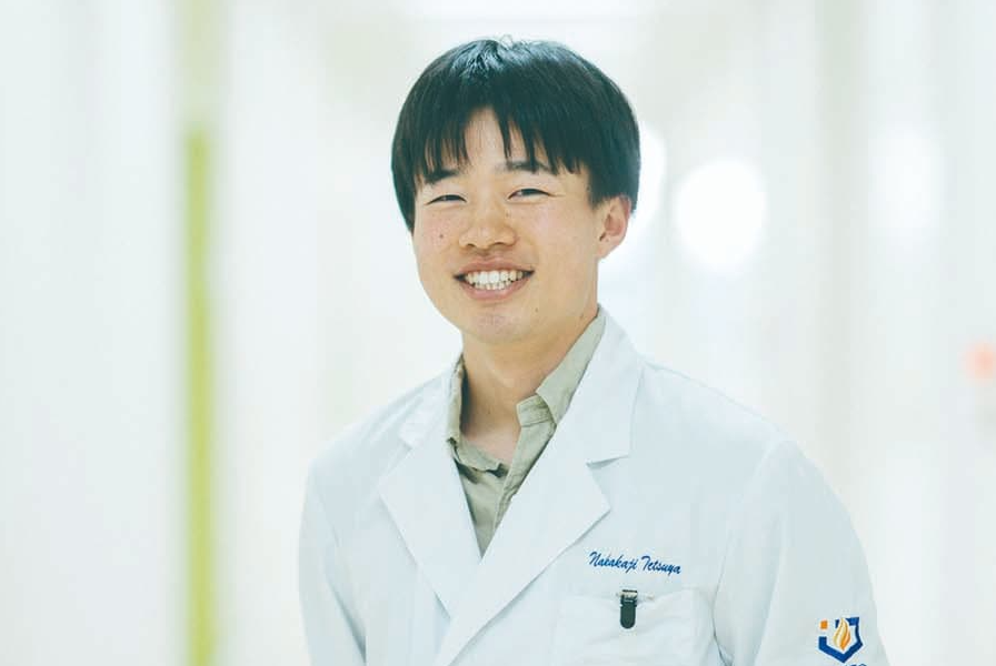 中鍛治 徹也