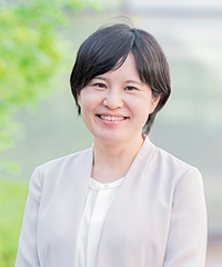 岸 範子