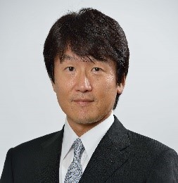 教授 山本 博徳